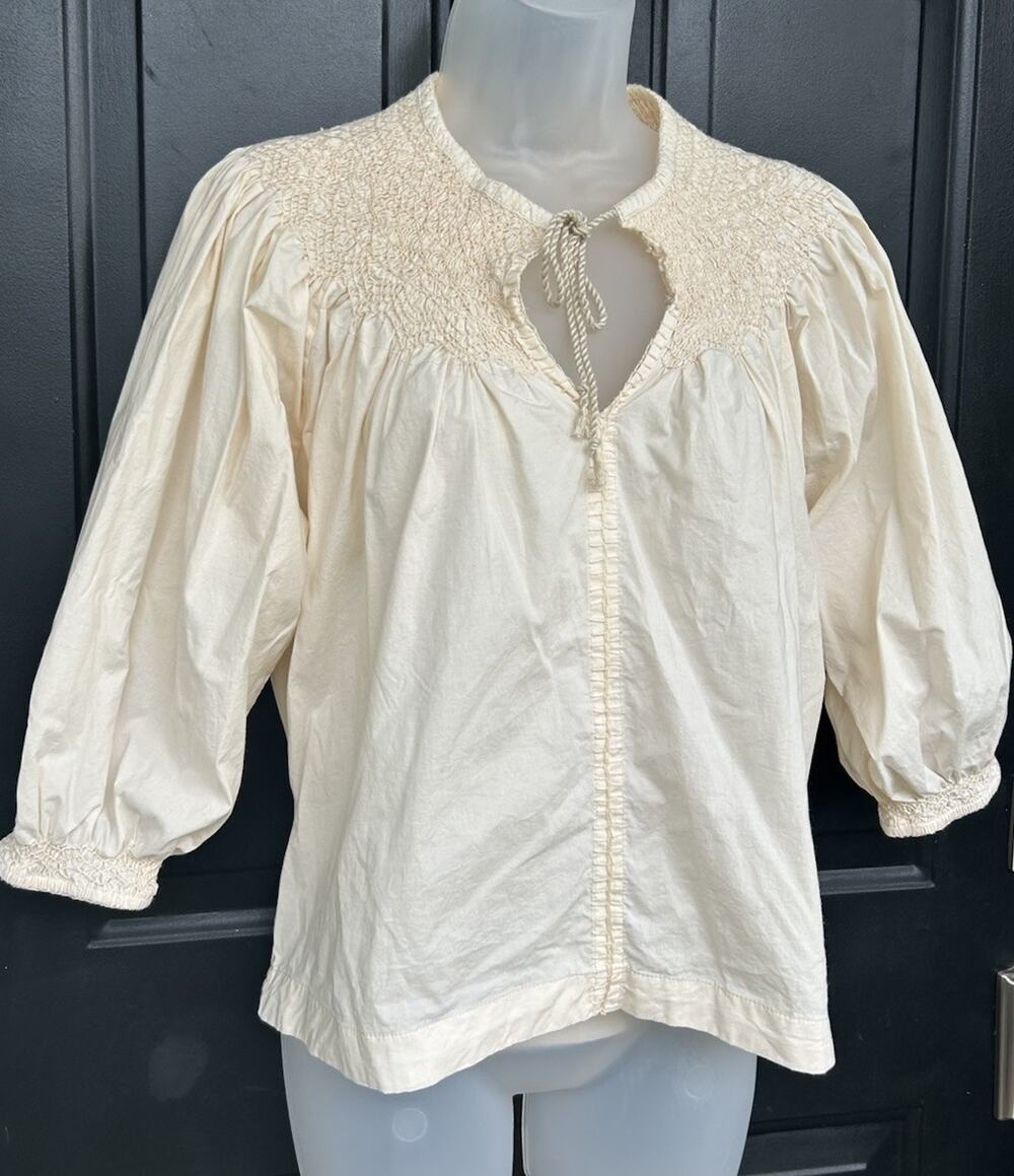 Evereve Smocked Peasant Blouse Sz Small Cream Beige Boho Puff Sleeve Cotton Top
